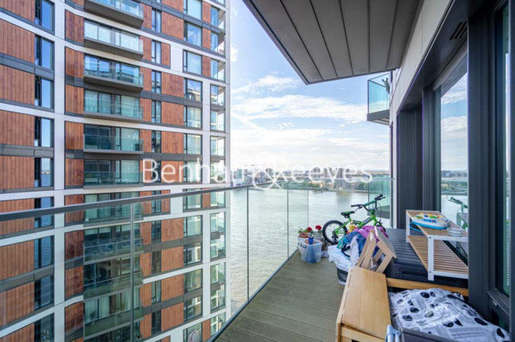 2  bedrooms flat to rent in Duke of Wellington, Royal Arsenal Riverside, SE18-image 5