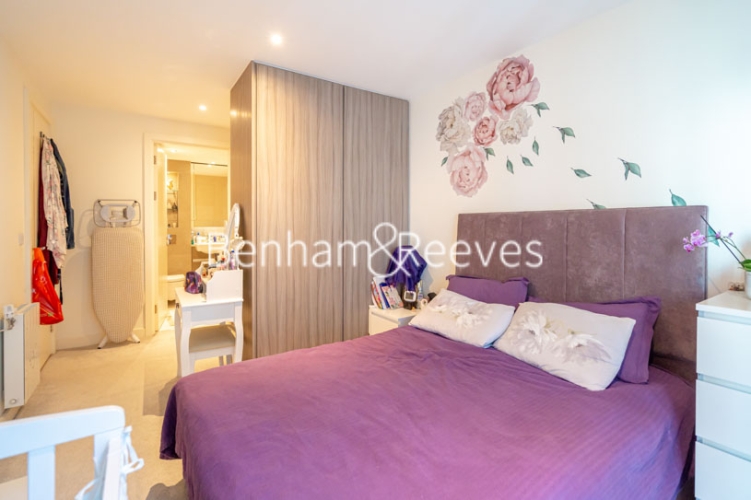 2 bedrooms flat to rent in Duke of Wellington, Royal Arsenal Riverside, SE18-image 15