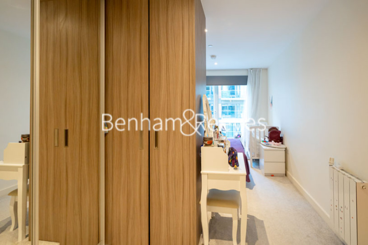 2 bedrooms flat to rent in Duke of Wellington, Royal Arsenal Riverside, SE18-image 16