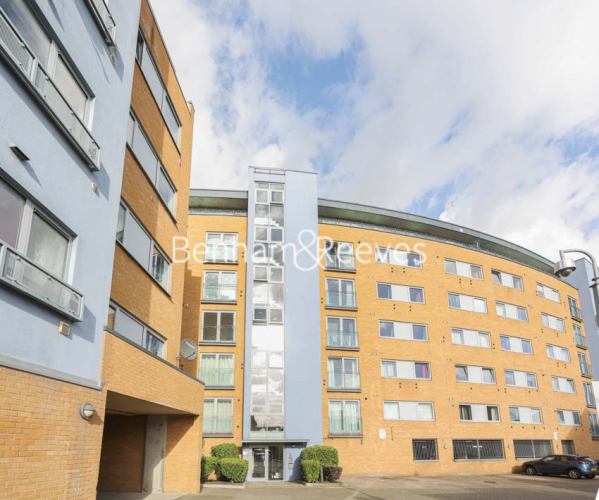 2 bedrooms flat to rent in Tideslea Path, Woolwich, SE28-image 5