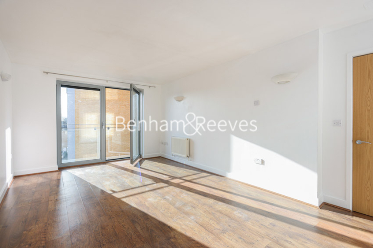2 bedrooms flat to rent in Tideslea Path, Woolwich, SE28-image 6