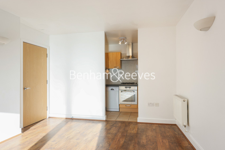2 bedrooms flat to rent in Tideslea Path, Woolwich, SE28-image 15