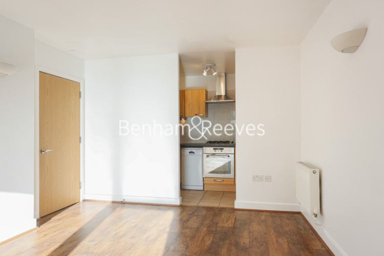 2  bedrooms flat to rent in Tideslea Path, Woolwich, SE28-image 15