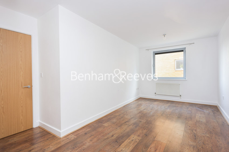 2 bedrooms flat to rent in Tideslea Path, Woolwich, SE28-image 18