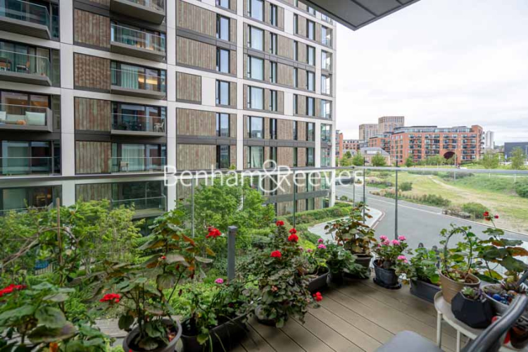 1 bedroom flat to rent in Duke of Wellington Royal, Arsenal Riverside,SE18-image 6