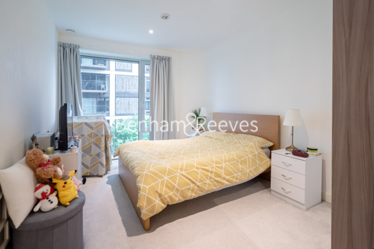 1 bedroom flat to rent in Duke of Wellington Royal, Arsenal Riverside,SE18-image 9