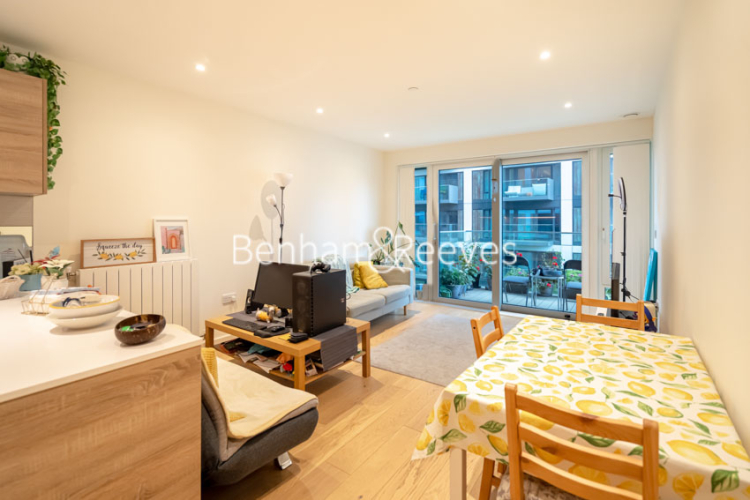 1 bedroom flat to rent in Duke of Wellington Royal, Arsenal Riverside,SE18-image 12