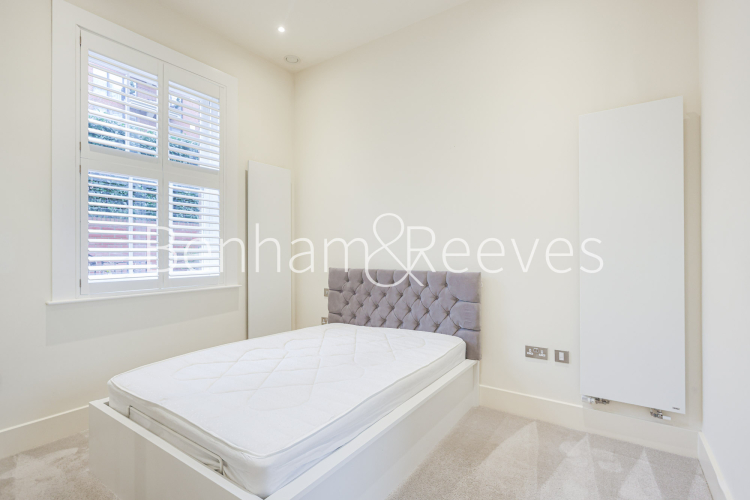 2 bedrooms flat to rent in Laboratory Square, Woolwich, SE18-image 3