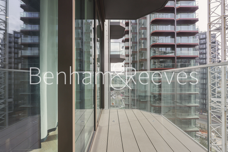 1  bedroom flat to rent in Brigadier Walk, Royal Arsenal Riverside, SE18-image 5