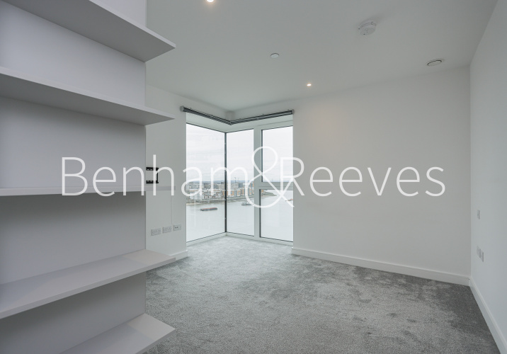 2  bedrooms flat to rent in Brigadier Walk, Royal Arsenal Riverside, SE18-image 16