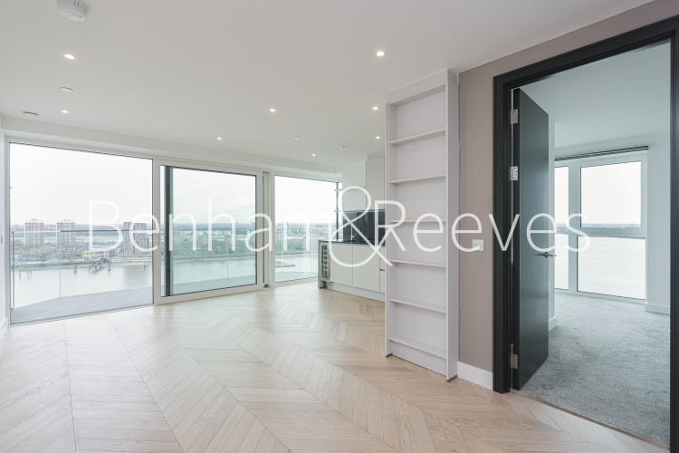 2  bedrooms flat to rent in Brigadier Walk, Royal Arsenal Riverside, SE18-image 18