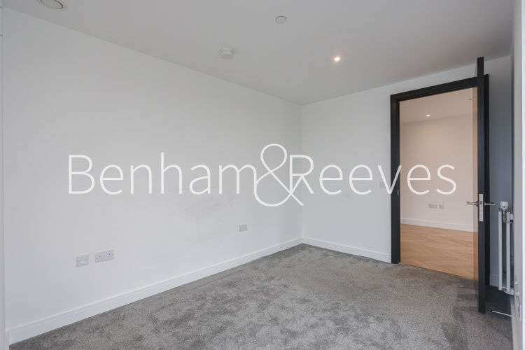 2  bedrooms flat to rent in Brigadier Walk, Royal Arsenal Riverside, SE18-image 21