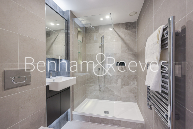 2  bedrooms flat to rent in Brigadier Walk, Royal Arsenal Riverside, SE18-image 11