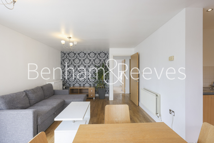 1  bedroom flat to rent in Erebus Drive, Woolwich, SE28-image 12