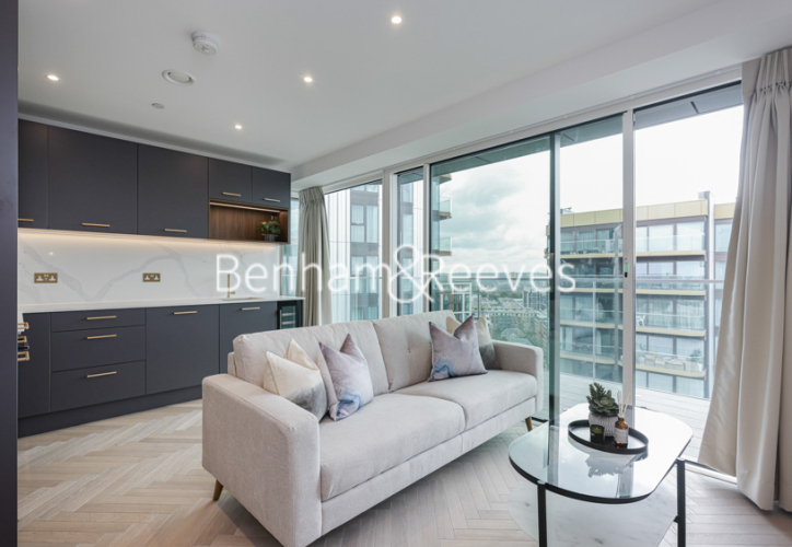 1  bedroom flat to rent in Brigadier Walk, Royal Arsenal Riverside, SE18-image 1