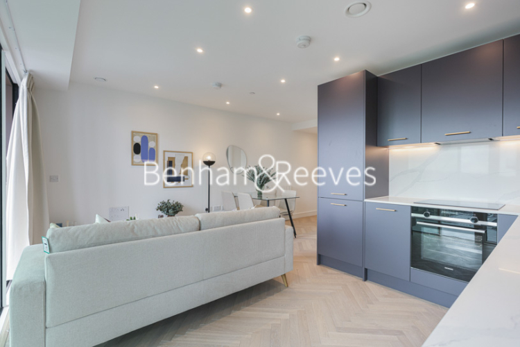 1  bedroom flat to rent in Brigadier Walk, Royal Arsenal Riverside, SE18-image 15