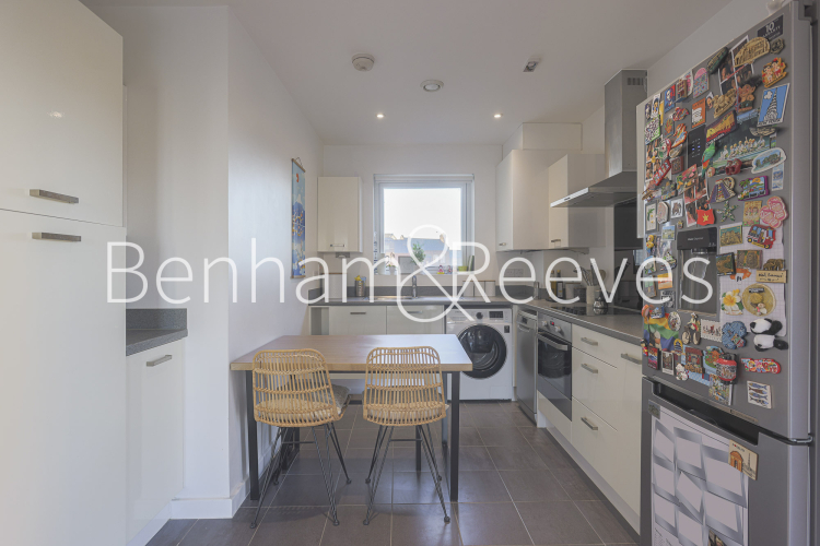 1  bedroom flat to rent in Artillery Place, Woolwich, SE18-image 2