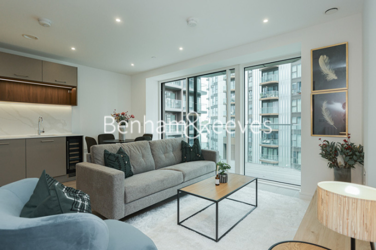 1  bedroom flat to rent in Brigadier Walk, Royal Arsenal Riverside, SE18-image 1