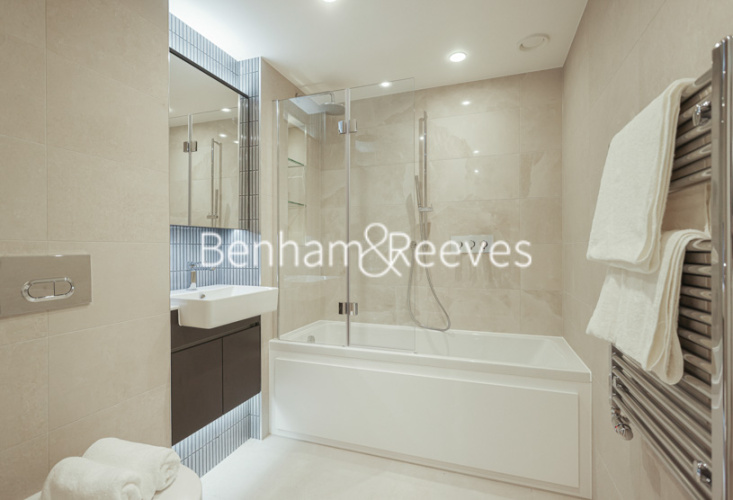 1  bedroom flat to rent in Brigadier Walk, Royal Arsenal Riverside, SE18-image 4