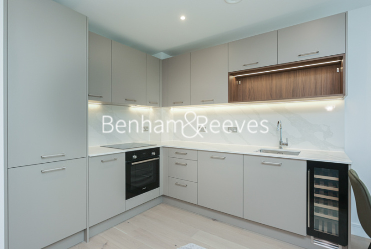 1  bedroom flat to rent in Brigadier Walk, Royal Arsenal Riverside, SE18-image 8