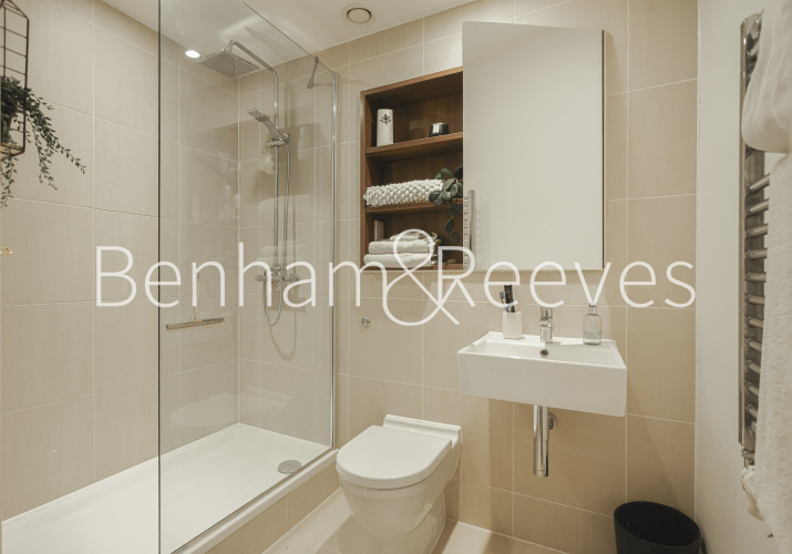 2  bedrooms flat to rent in Royal Arsenal Riverside, Woolwich, SE18-image 5