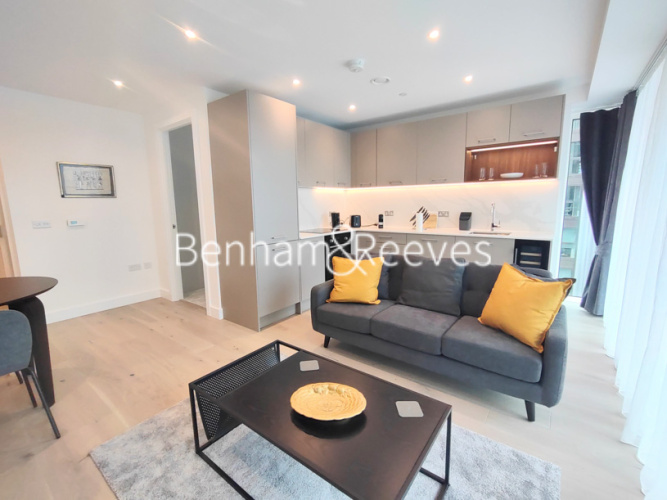 1  bedroom flat to rent in Brigadier Walk, Royal Arsenal Riverside, SE18-image 13