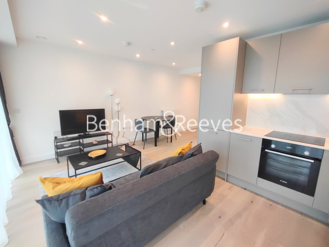 1  bedroom flat to rent in Brigadier Walk, Royal Arsenal Riverside, SE18-image 14