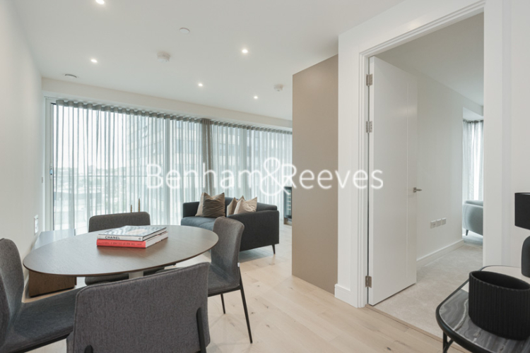1  bedroom flat to rent in Brigadier Walk, Royal Arsenal Riverside, SE18-image 3