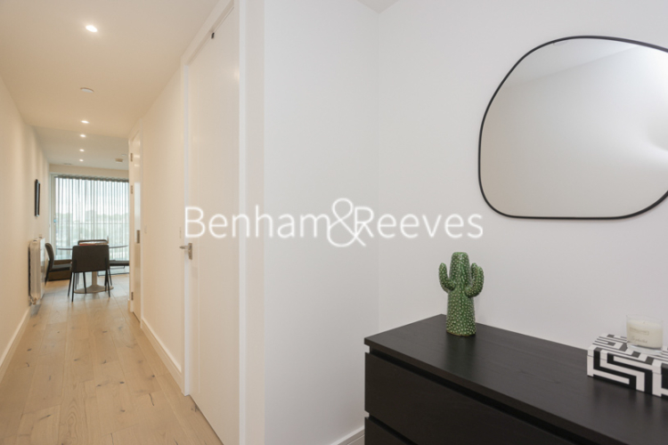 1  bedroom flat to rent in Brigadier Walk, Royal Arsenal Riverside, SE18-image 14