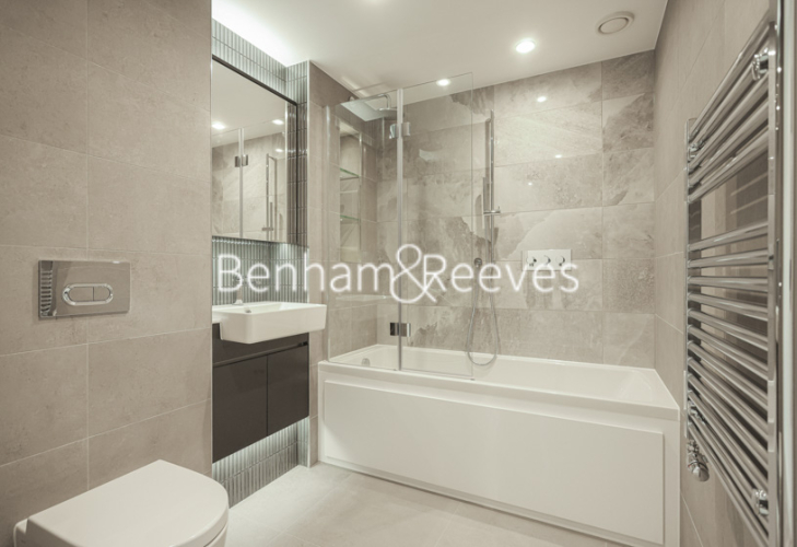 1  bedroom flat to rent in Brigadier Walk, Royal Arsenal Riverside, SE18-image 4