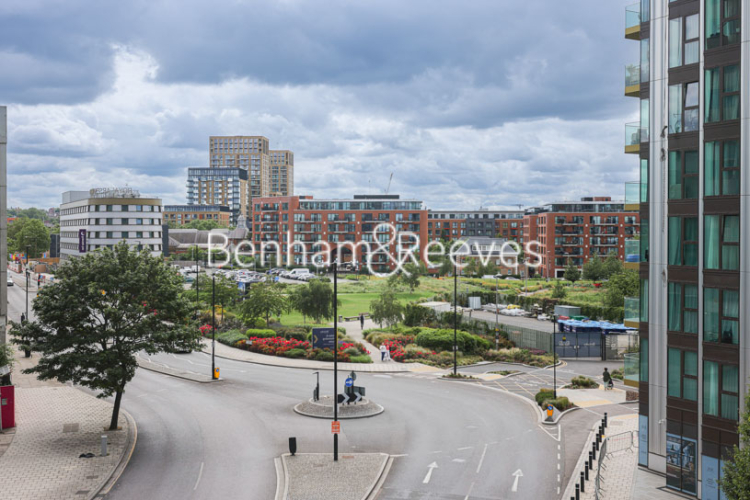 1  bedroom flat to rent in Brigadier Walk, Royal Arsenal Riverside, SE18-image 5