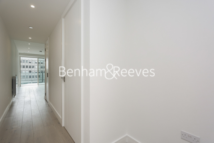 1  bedroom flat to rent in Brigadier Walk, Royal Arsenal Riverside, SE18-image 12