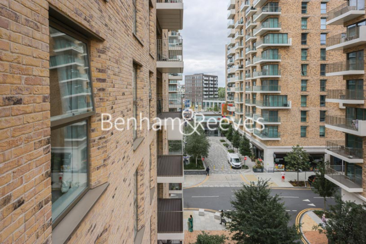 1  bedroom flat to rent in Pegler Square, Kidbrooke Village, SE3-image 14