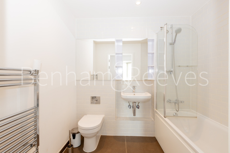 2  bedrooms flat to rent in Royal Arsenal Riverside, Woolwich, SE18-image 5