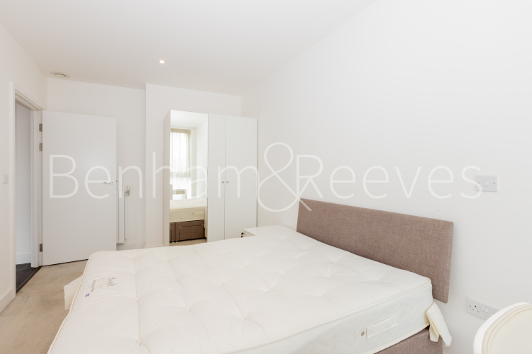 2  bedrooms flat to rent in Royal Arsenal Riverside, Woolwich, SE18-image 13