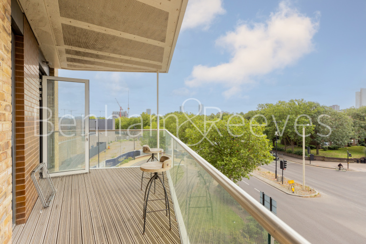 2  bedrooms flat to rent in Royal Arsenal Riverside, Woolwich, SE18-image 15