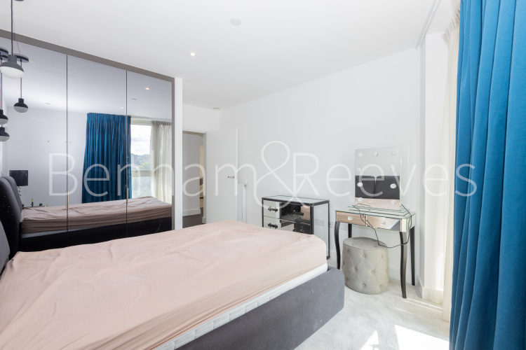 2  bedrooms flat to rent in Royal Arsenal Riverside, Woolwich, SE18-image 17