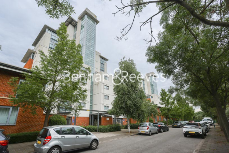2  bedrooms flat to rent in Erebus Drive, Woolwich, SE28-image 21