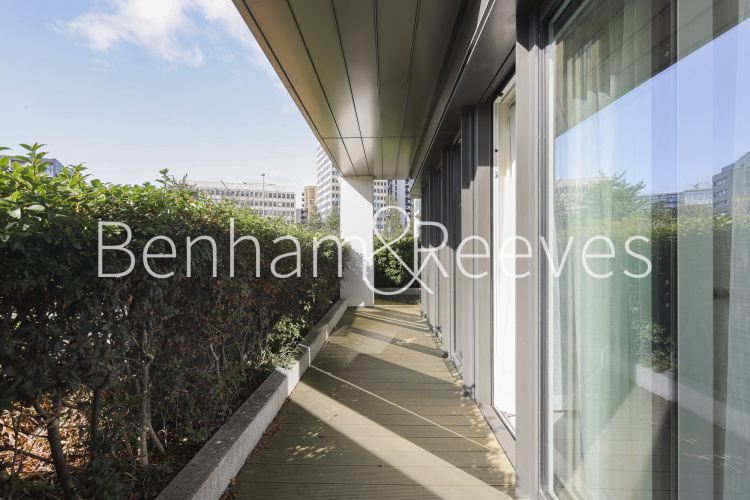 2  bedrooms flat to rent in Duke of Wellington Avenue, Royal Arsenal Riverside, SE18-image 24
