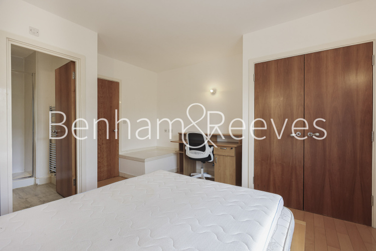 4  bedrooms flat to rent in Hastings Street, Royal Arsenal Riverside, SE18-image 10