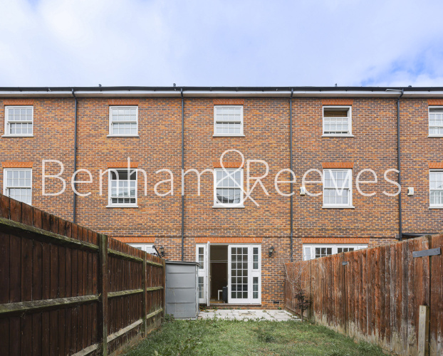 4  bedrooms flat to rent in Hastings Street, Royal Arsenal Riverside, SE18-image 12