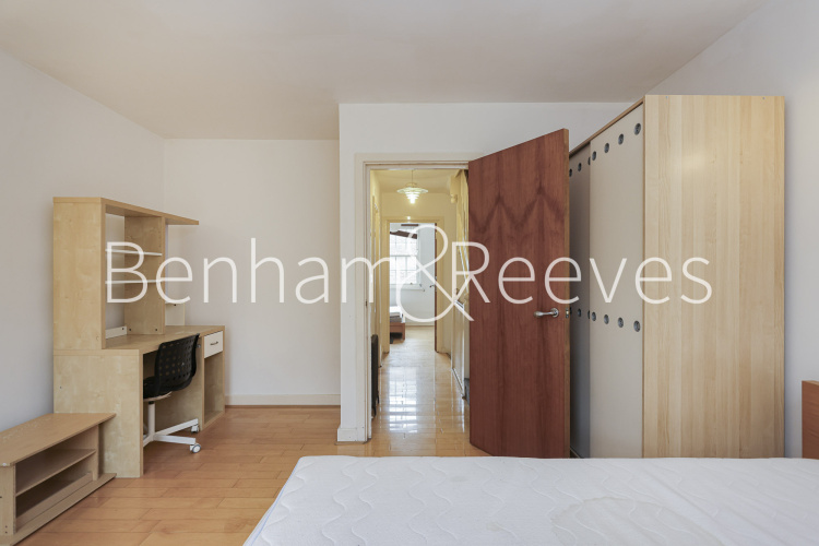 4  bedrooms flat to rent in Hastings Street, Royal Arsenal Riverside, SE18-image 25