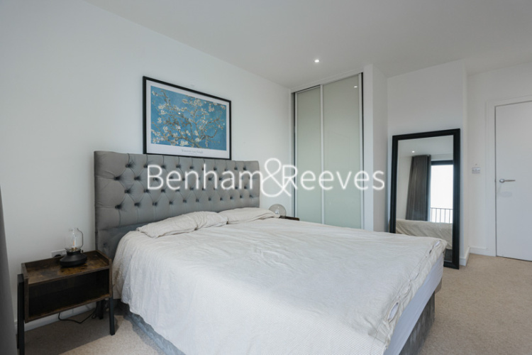 1  bedroom flat to rent in Woolwich High Street, Callis Yard, SE18-image 3