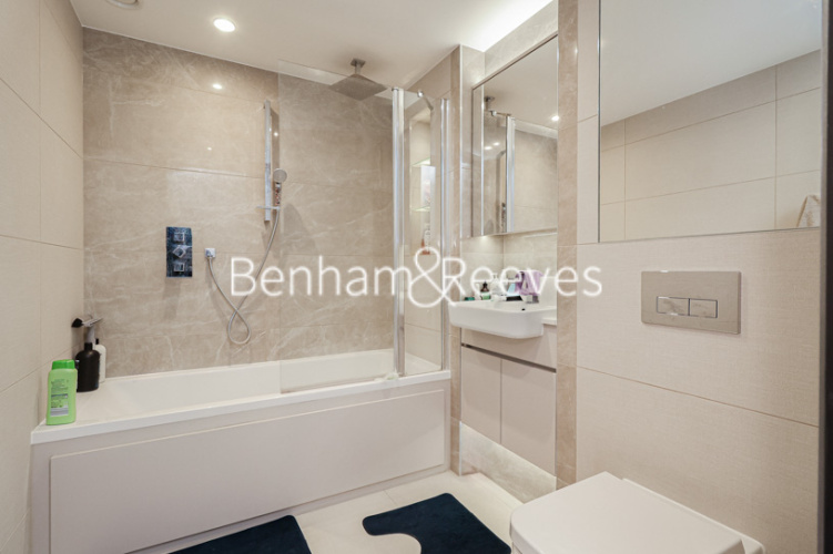 1  bedroom flat to rent in Brigadier Walk, Royal Arsenal Riverside, SE18-image 5