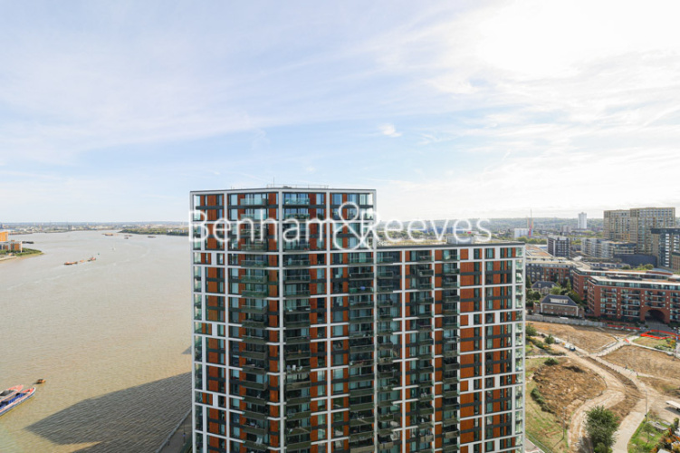 1  bedroom flat to rent in Brigadier Walk, Royal Arsenal Riverside, SE18-image 11