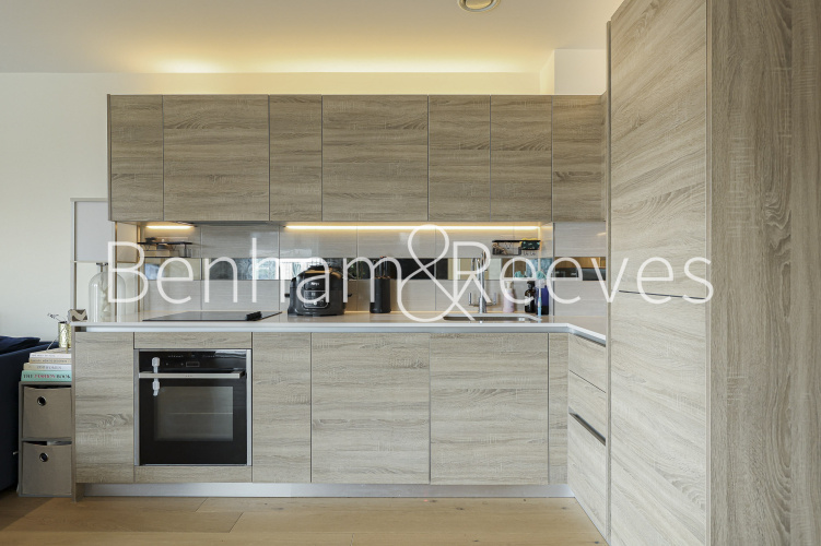 1  bedroom flat to rent in Royal Arsenal Riverside, Woolwich, SE18-image 2