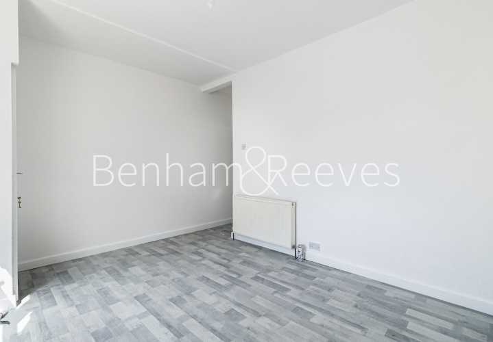 2  bedrooms flat to rent in Reidhaven Road, Woolwich, SE18-image 13