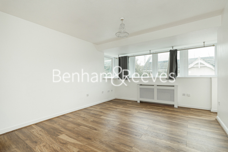 2  bedrooms flat to rent in Pier Way, Woolwich, SE28-image 1