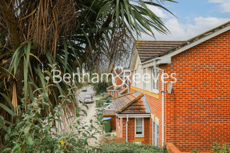 2  bedrooms flat to rent in Pier Way, Woolwich, SE28-image 6