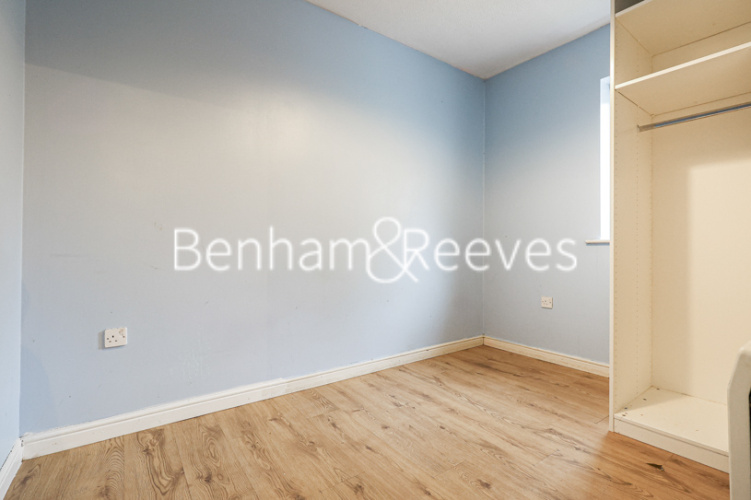 2  bedrooms flat to rent in Pier Way, Woolwich, SE28-image 12